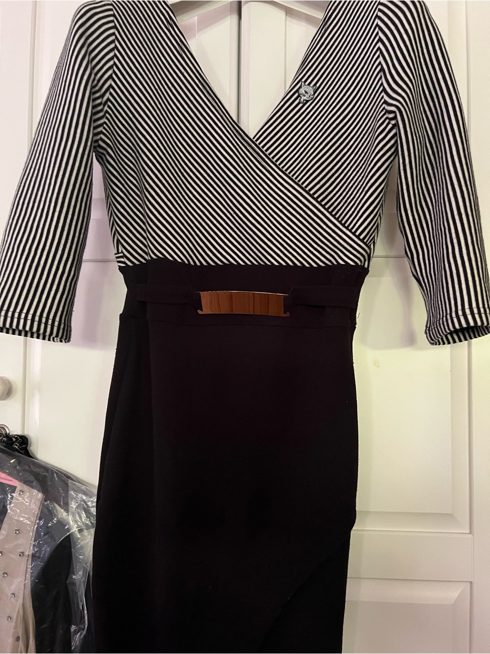 $10Gift💕Pre loved Chanel alikeBlack & White Striped knitted bodycorn knee high d